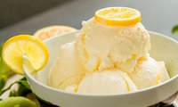 Простое йогуртово-лимонное мороженое